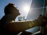 Eneco gaat klanten met zonnepanelen die stroom teruggeven fors minder betalen