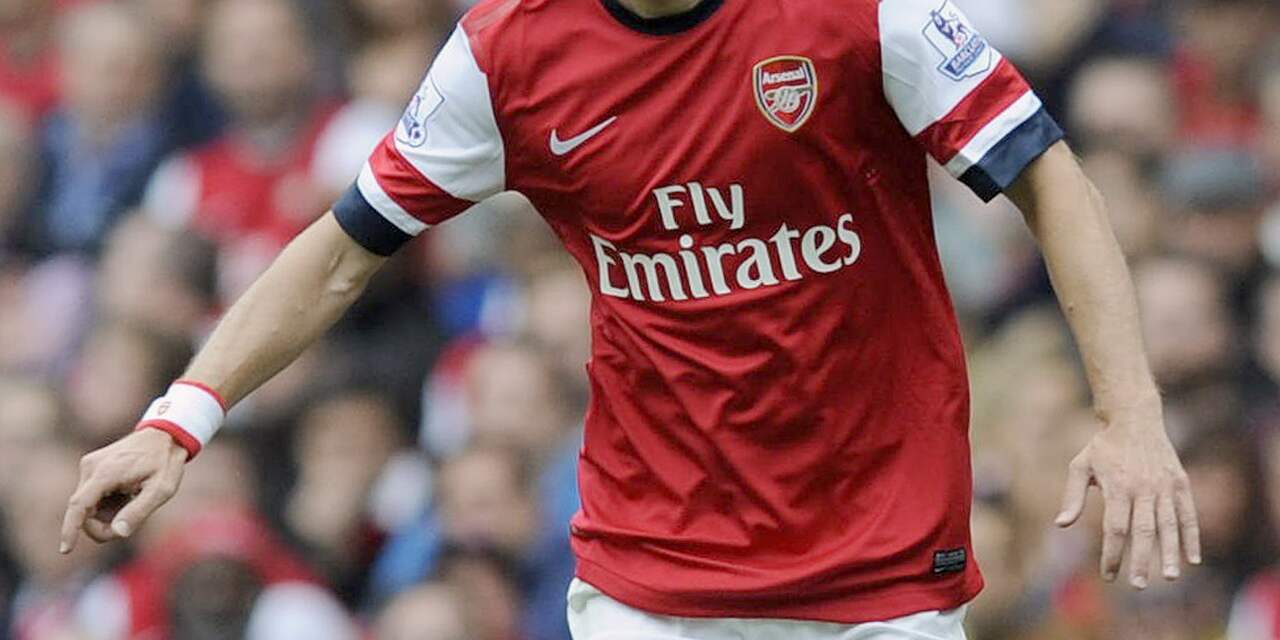 Arsenal-speler Rosicky ruim drie maanden uitgeschakeld
