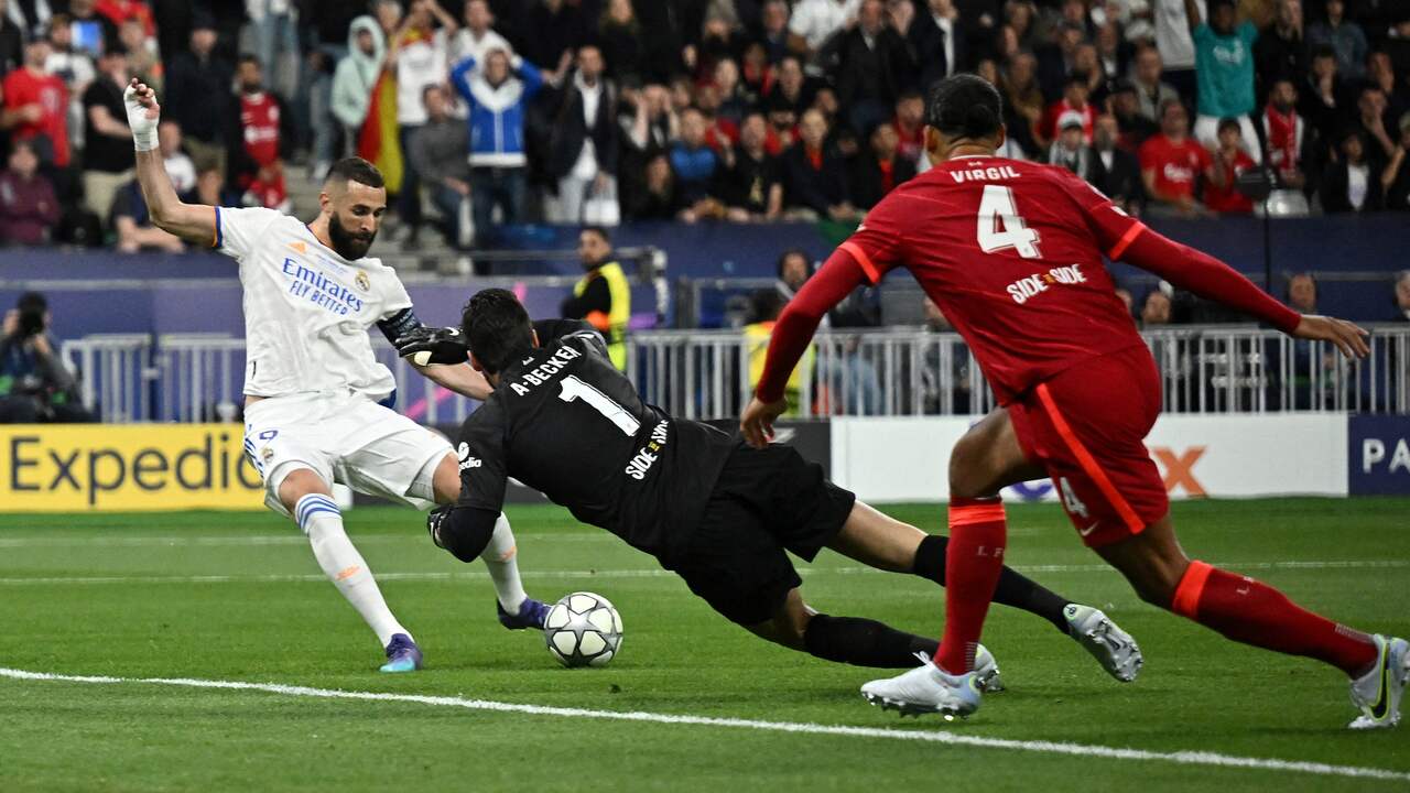 Openingsgoal Benzema in CL-finale na minutenlang beraad afgekeurd | NU.nl