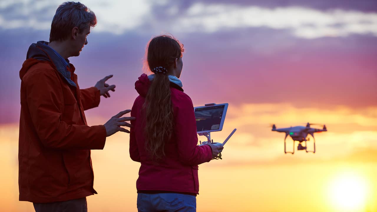maandag Inleg lijn Vliegen met drones in Nederland: waar mag het en wat zijn de regels? |  Achtergrond | NU.nl
