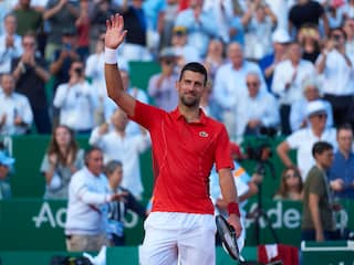 Djokovic na negen jaar weer halvefinalist in Monte Carlo na zege op De Minaur