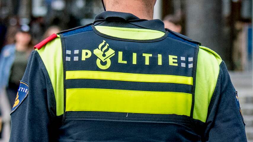 Politiebonden staken overleg over cao met minister Grapperhaus