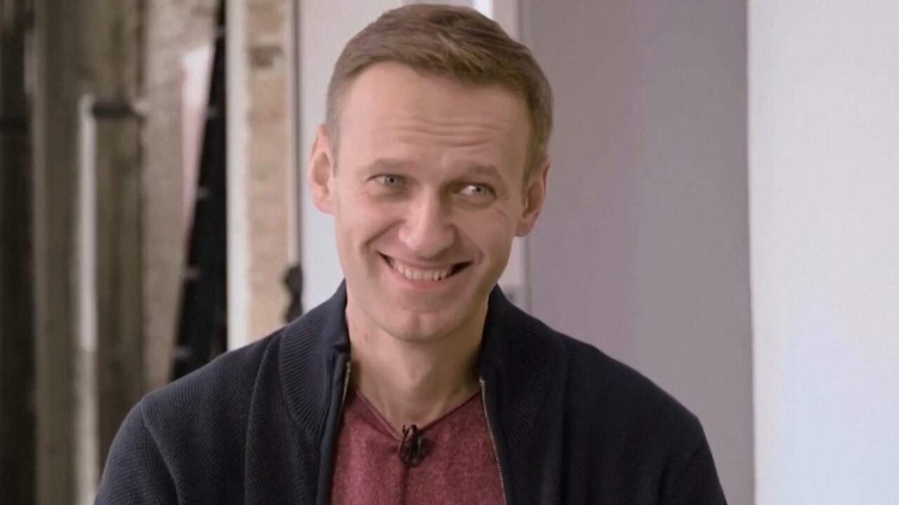 Beeld uit video: Navalny spreekt voor het eerst op beeld: 'Vergiftiging voelde raar'