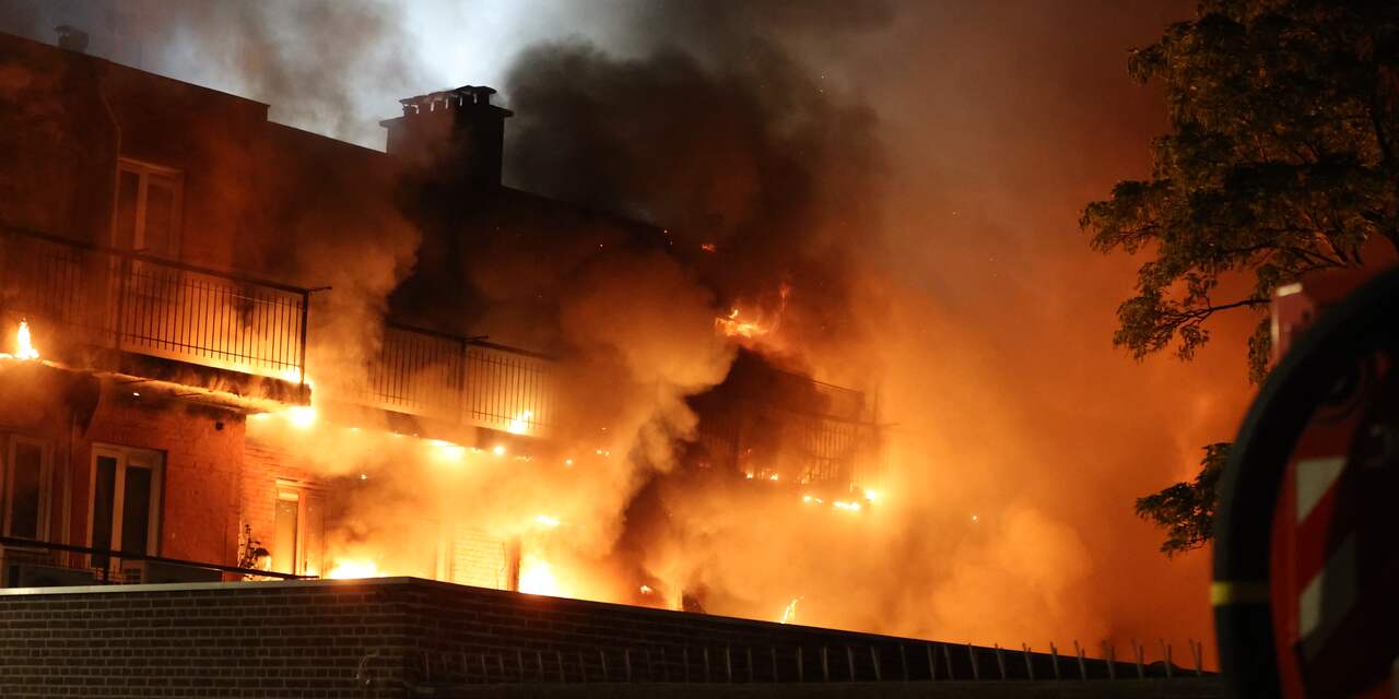 Tientallen woningen in Haagse Schilderswijk ontruimd vanwege grote brand