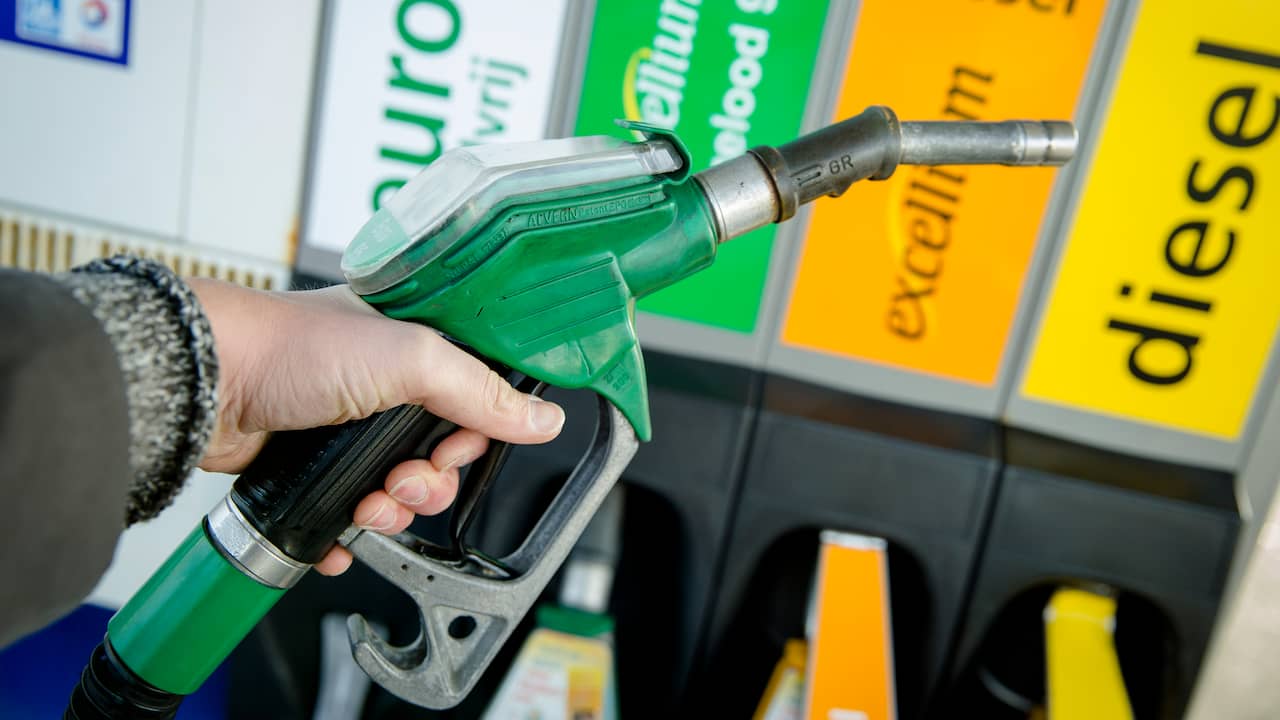 Petrol price likely to climb to highest level ever on Wednesday |  NOW