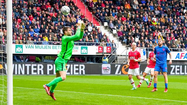 Doelman Maarten Paes was met een blunder verantwoordelijk voor de 2-0.