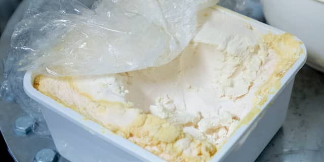 Amersfoorter (44) aangehouden voor verzenden 35 kilo drugs per post