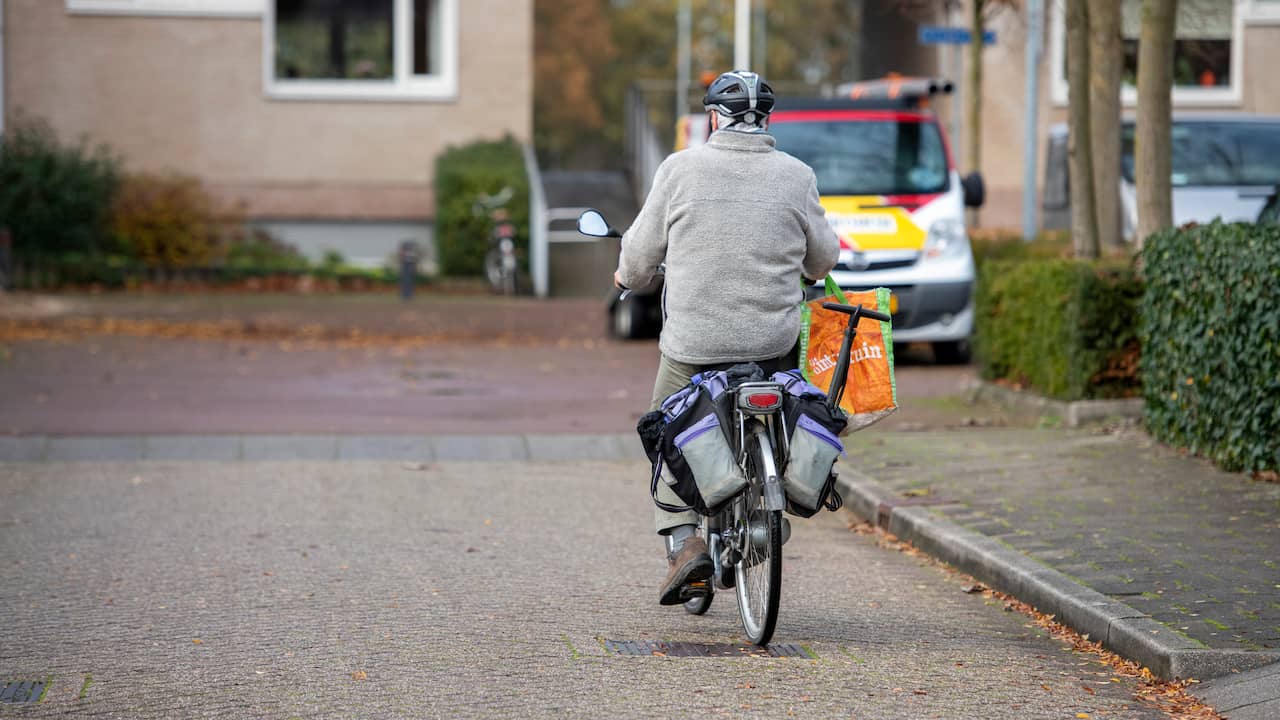 40 percent of people over 55 have an e-bike in their shed |  NOW