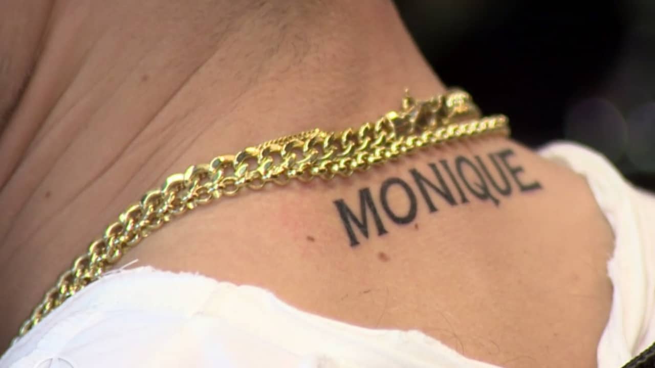 Beeld uit video: Deze BN'ers bevestigen hun liefde met tattoos