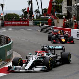 Verstappen eindigt na tijdstraf als vierde, Hamilton wint in Monaco