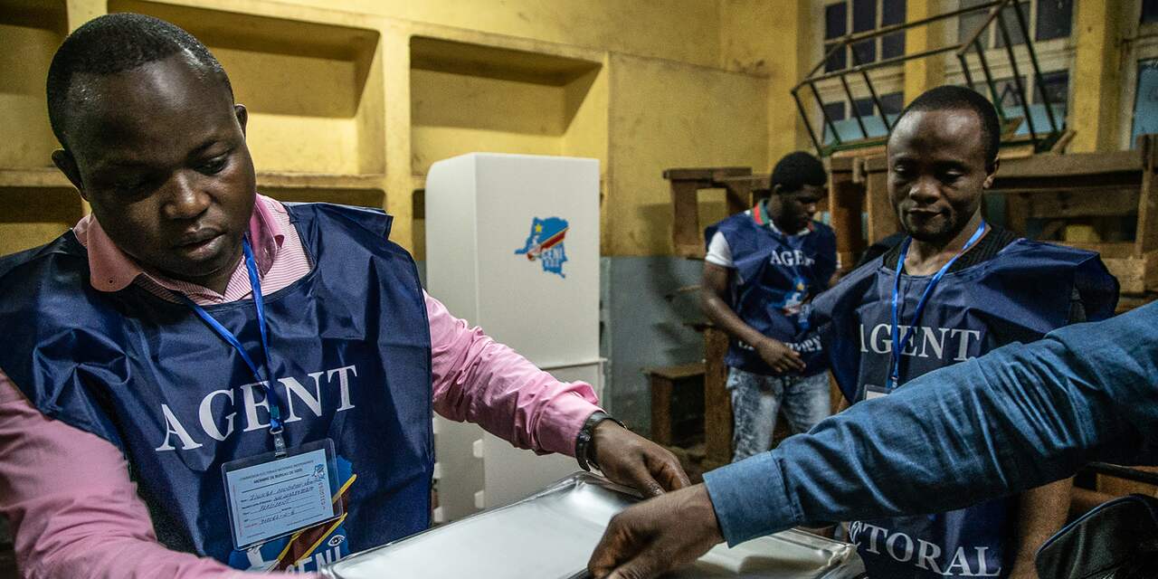 Stembussen geopend voor historische presidentsverkiezingen Congo