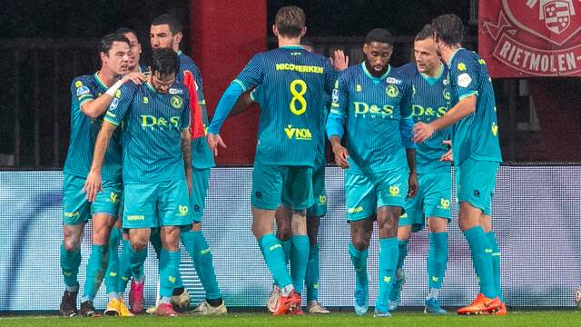 Sparta viert de 0-2 van Deroy Duarte.
