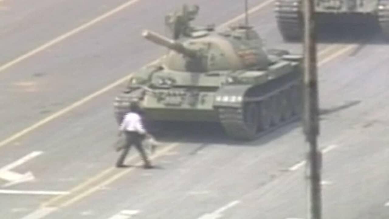 Beeld uit video: Studentprotest China 30 jaar geleden: 'Tankman' nog altijd onbekend