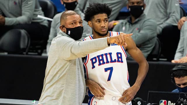 Doc Rivers van Philadelphia 76ers is verbolgen over de relatief zachte aanpak van de Trump-aanhangers.