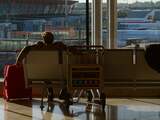 PAIN-FINANCE-PUBLIC-DEBT-STRIKE
A man looks at Iberia's planes at Madrid Barajas airport during a general strike on November 14, 2012 in Madrid. General strikes in Spain and Portugal will spearhead the day of action called by European unions and joined by activists as anger over governments' tight-fisted policies boils over. AFP PHOTO/ PIERRE-PHILIPPE MARCOU
PIERRE-PHILIPPE MARCOU / AFP
