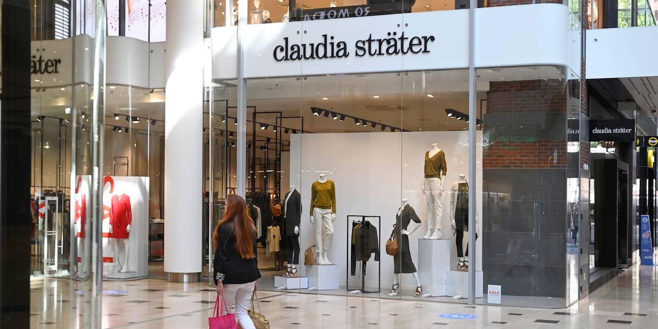 metro Harmonisch Maxim Minimaal helft winkels Claudia Sträter en Expresso blijft open | NU - Het  laatste nieuws het eerst op NU.nl