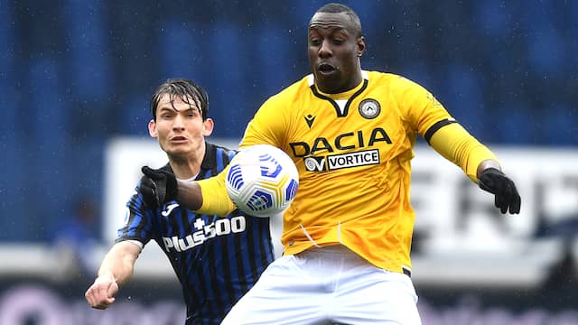 Marten de Roon boekte een overwinning met Atalanta.