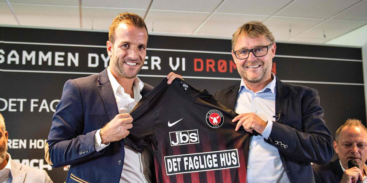 Deense club FC Midtjylland presenteert Van der Vaart