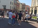 Gemeente Leiden sluit Haarlemmerstraat wegens drukte