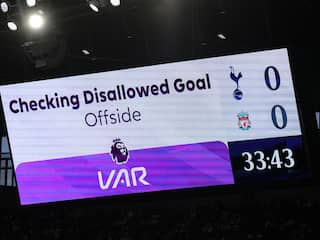 Engelse scheidsrechtersbond straft VAR na blunder bij Tottenham-Liverpool