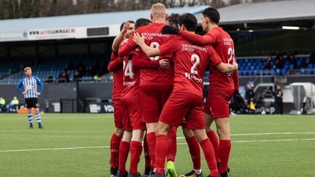 Almere City won op bezoek bij FC Eindhoven.