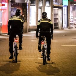Zeven jaar cel en tbs voor neersteken agent in Groningen bij avondklokcontrole