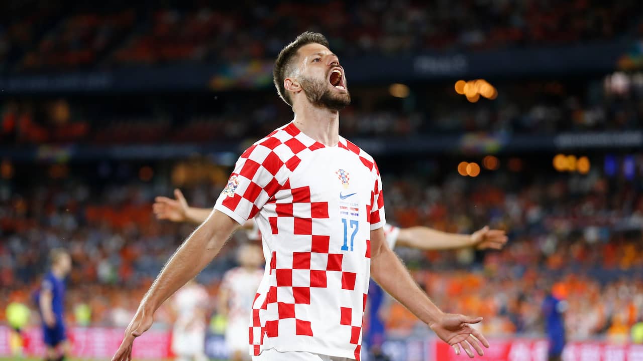 Екранна снимка от видеото: Петкович удря Хърватия с 3-2 срещу оранжевите в продълженията