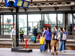 Hele dag minder treinen tussen Amsterdam en Utrecht door wisselstoring