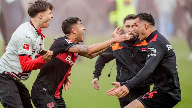 Bayer Leverkusen verovert eerste Bundesliga-titel in stijl