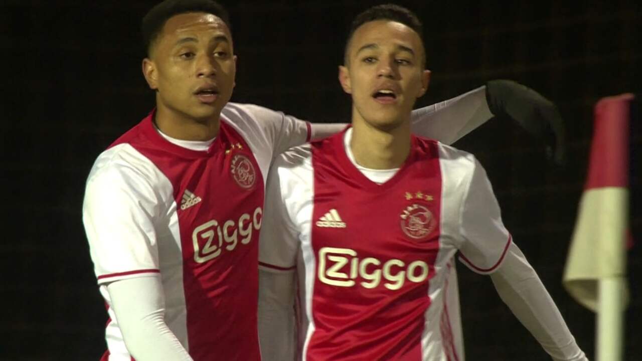 Beeld uit video: Samenvatting: Jong Ajax-Almere City (6-3)