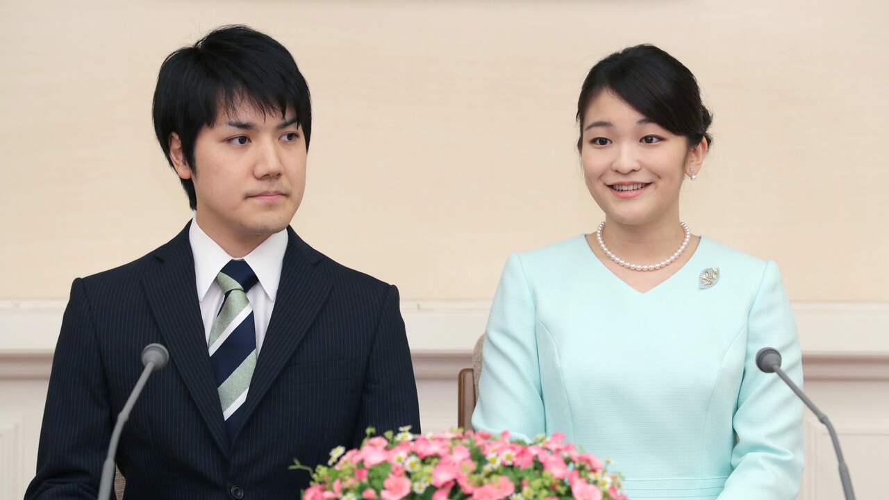 Beeld uit video: Japanse prinses trouwt: ophef om geldruzie en paardenstaart