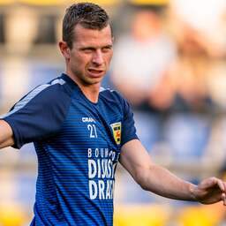 Kitchen Champion Division Top Scorer Muhren Stays With Cambuur For A Year Longer Now