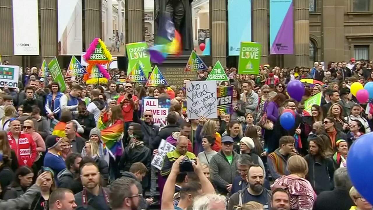 Beeld uit video: Duizenden Australiërs protesteren in Melbourne voor het homohuwelijk