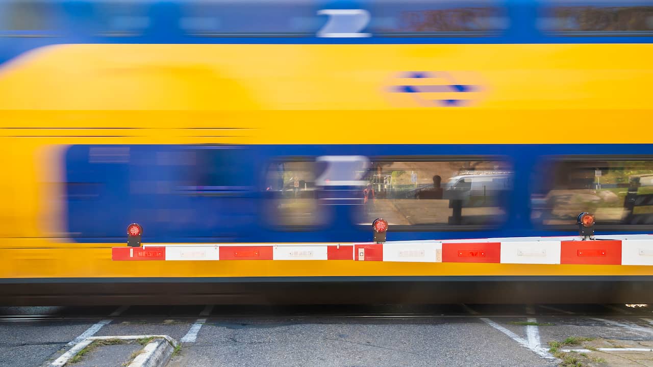 Train at Culemborg cleared after smoke from air conditioning |  NOW