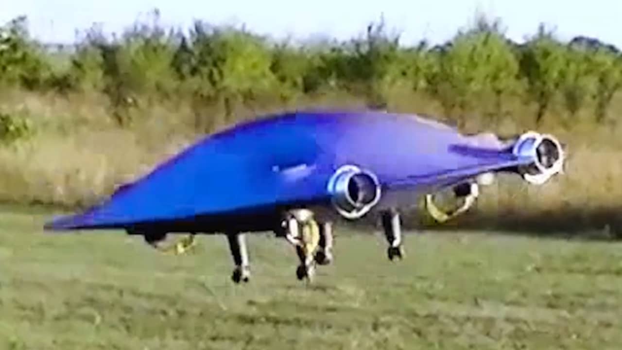 Beeld uit video: 'Ufo-drone' heeft twee jets voor extra stuwkracht
