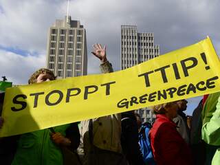 Greenpeace protest tegen TTIP