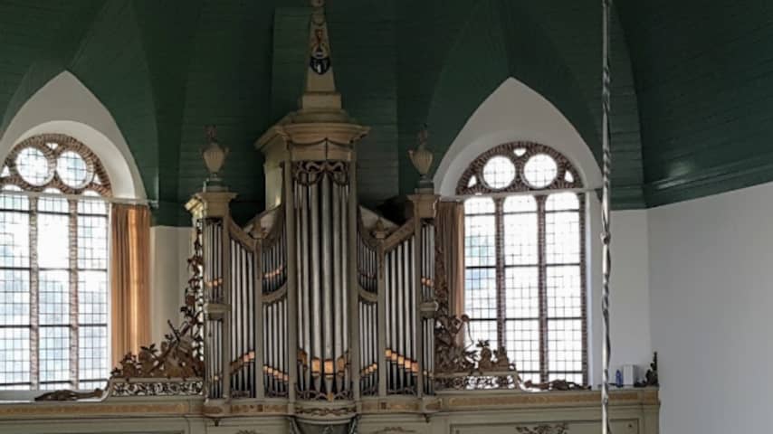 Orgel Dorpskerk Woubrugge uit 1947 toe aan grote beurt