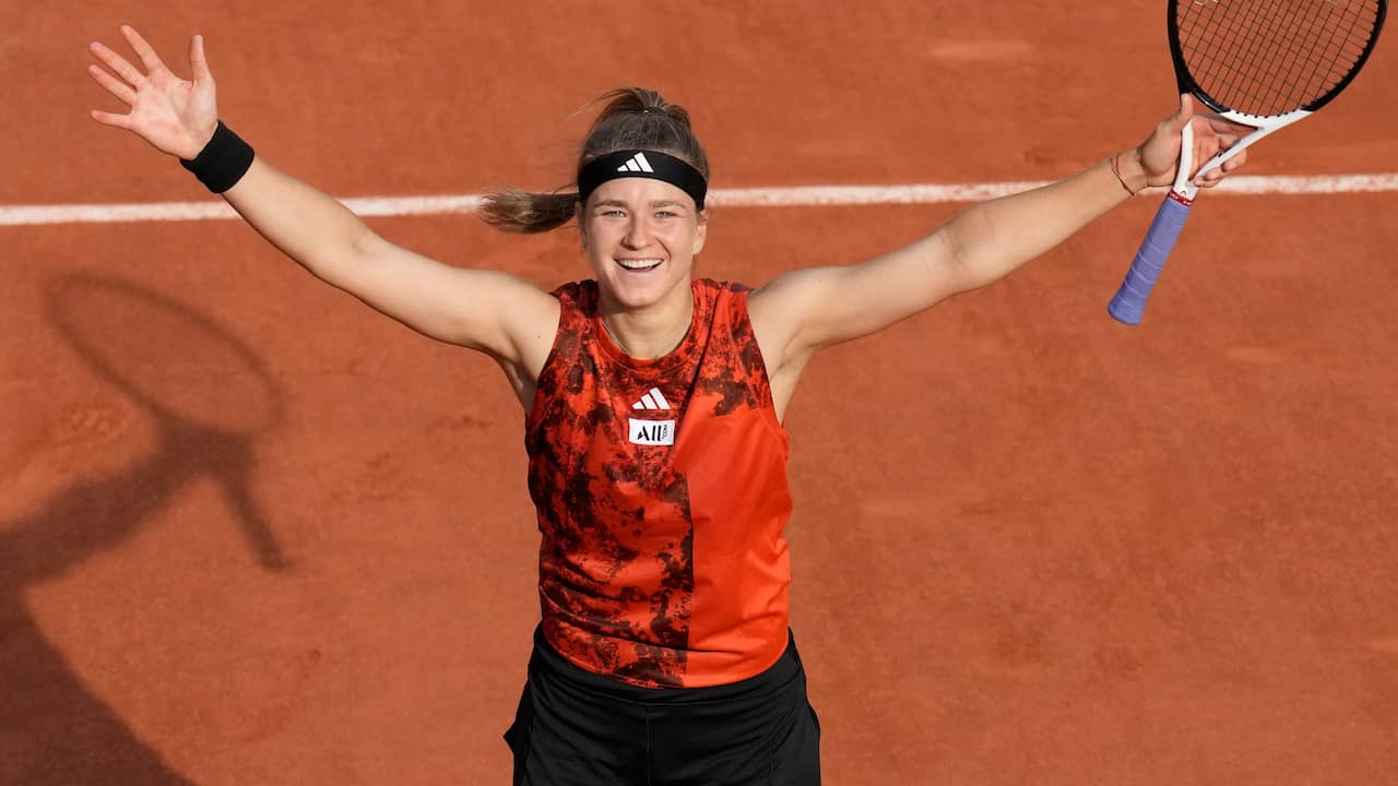 Muchová stunt in thriller tegen Sabalenka op Roland Garros, Swiatek weer finalist Tennis NU.nl