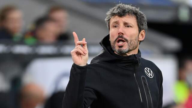 Mark van Bommel werd afgelopen zondag ontslagen als trainer van VfL Wolfsburg.