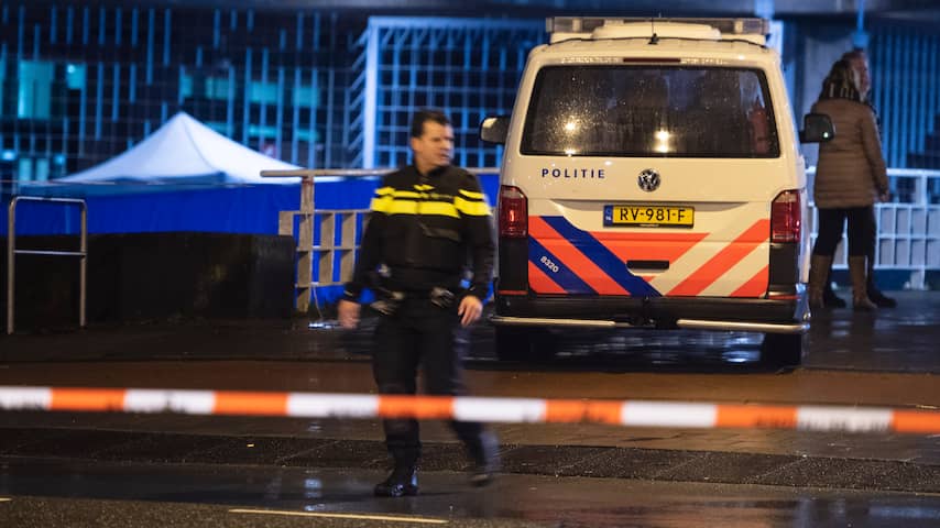 Politie schiet gewapende man dood bij Nederlandsche Bank in Amsterdam