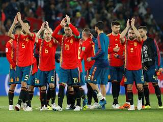 Spanje groepswinnaar na remise tegen Marokko, Portugal schakelt Iran uit