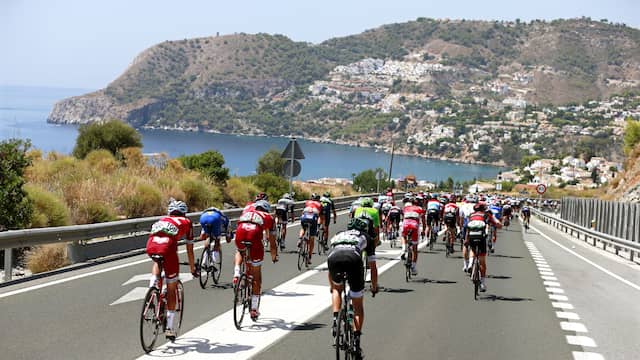 Liveblog Vuelta: Contador en Nibali pakken tijd op gevallen Froome (gesloten)