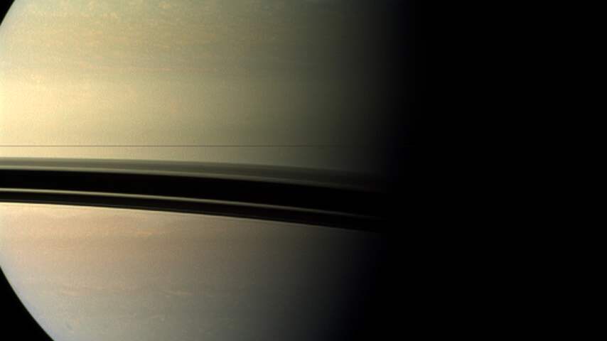 Grote hoeveelheid hagel valt uit ringen rond Saturnus