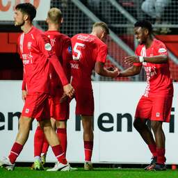 Liveblog Eredivisie | Reacties na verlies Vitesse bij debuut Cocu tegen Twente