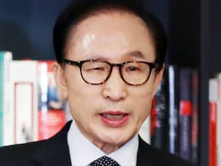 Ex-president Zuid-Korea Lee krijgt vijftien jaar celstraf voor omkoping