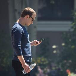 Facebook schorst 'tienduizenden apps' na Cambridge Analytica-schandaal