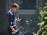 'Facebook werkt samen met bedrijf achter Ray-Ban aan slimme bril'