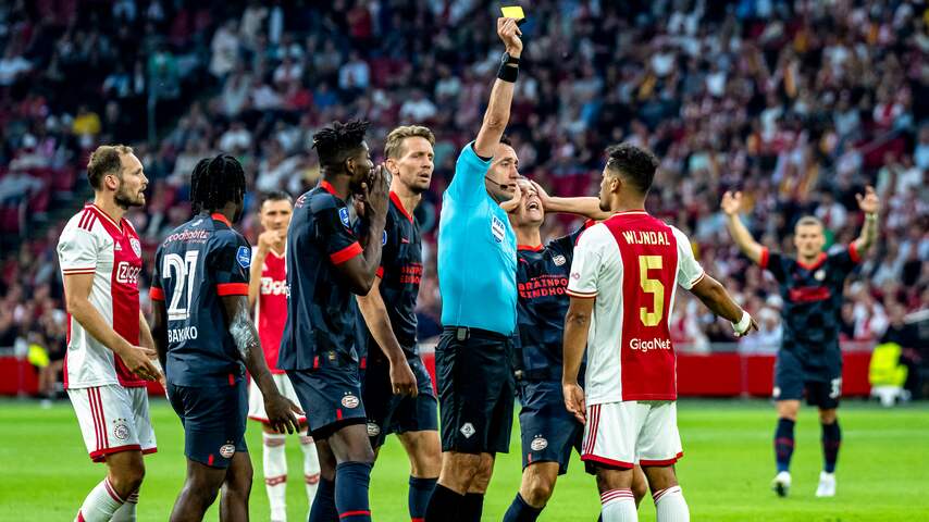Scheidsrechter Higler fluit zondag bekerfinale tussen Ajax en PSV Voetbal |