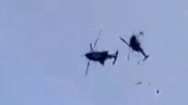 Maleisische helikopters botsen in de lucht op elkaar