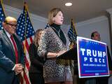 Ex-advocaat Trump geeft toe dat fraudeclaim over stemmachines onzin was